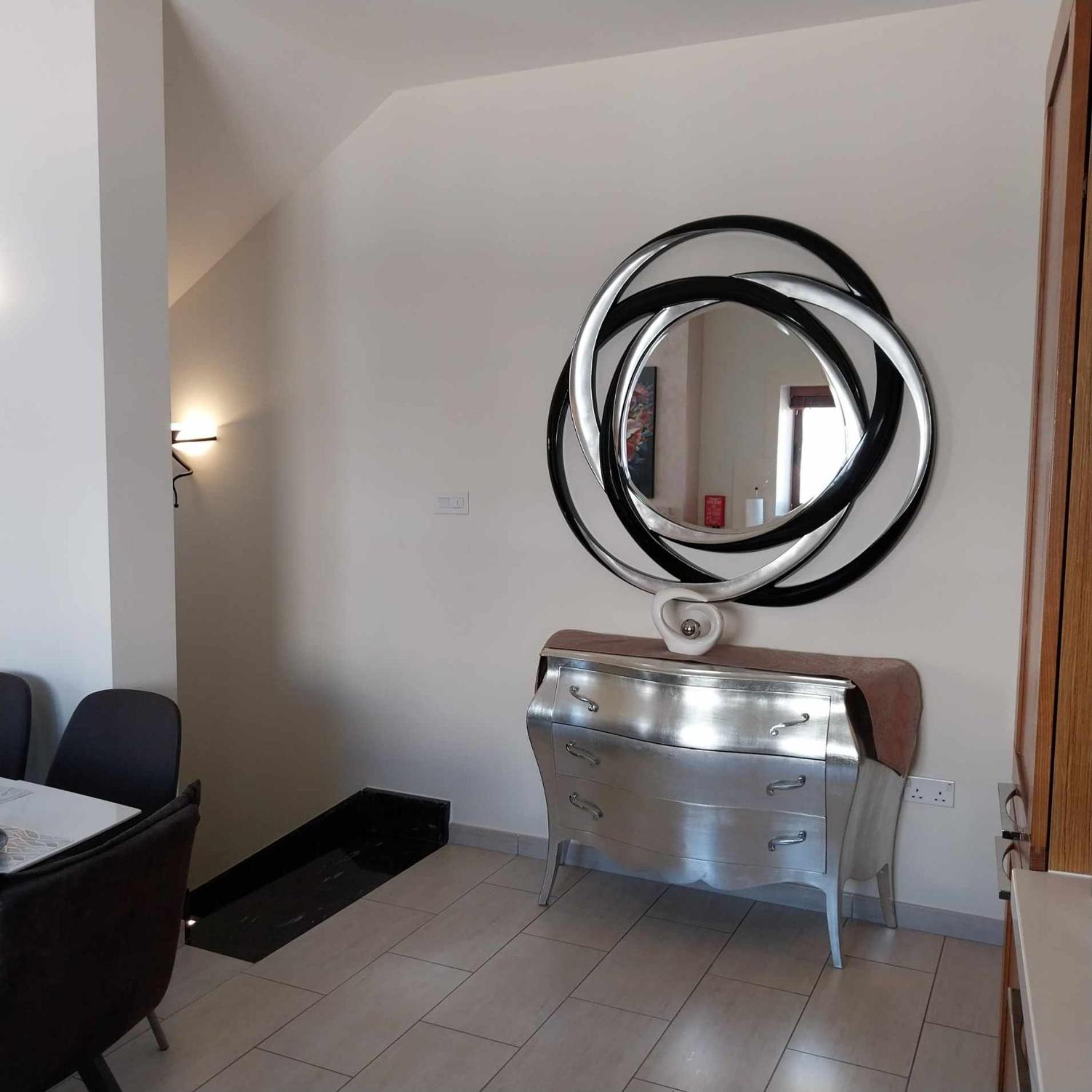 Luxury 9 Person A Walk To Paceville's Nightlife Apartment